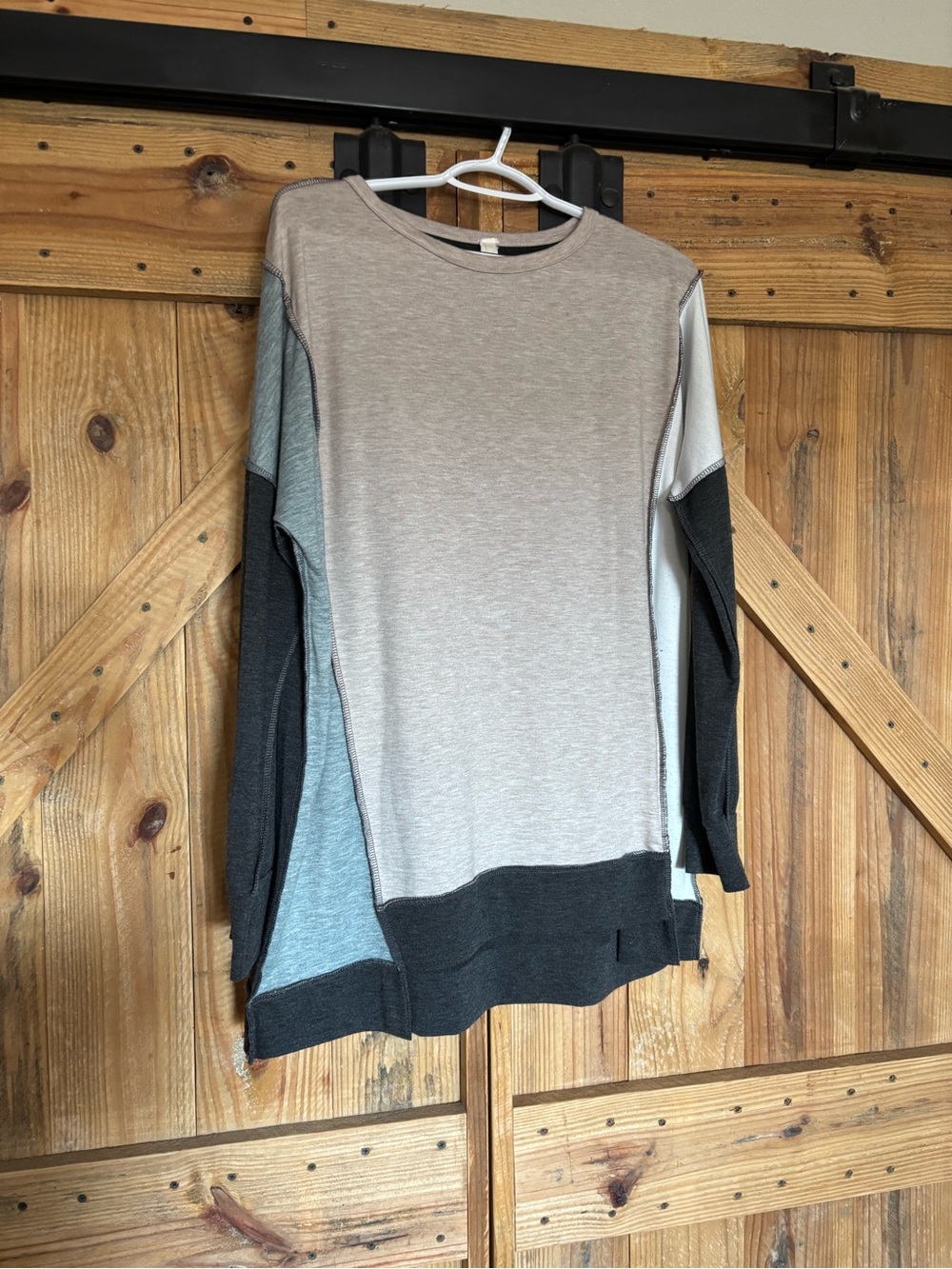 Lily Colorblock Long Sleeve Tunic in Beige, Gray, Black